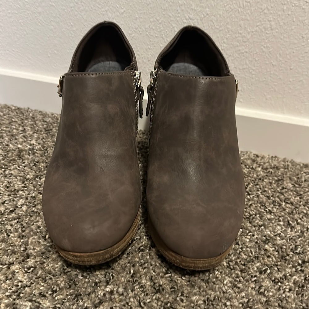 Dr. Scholl’s Grey Bootie.